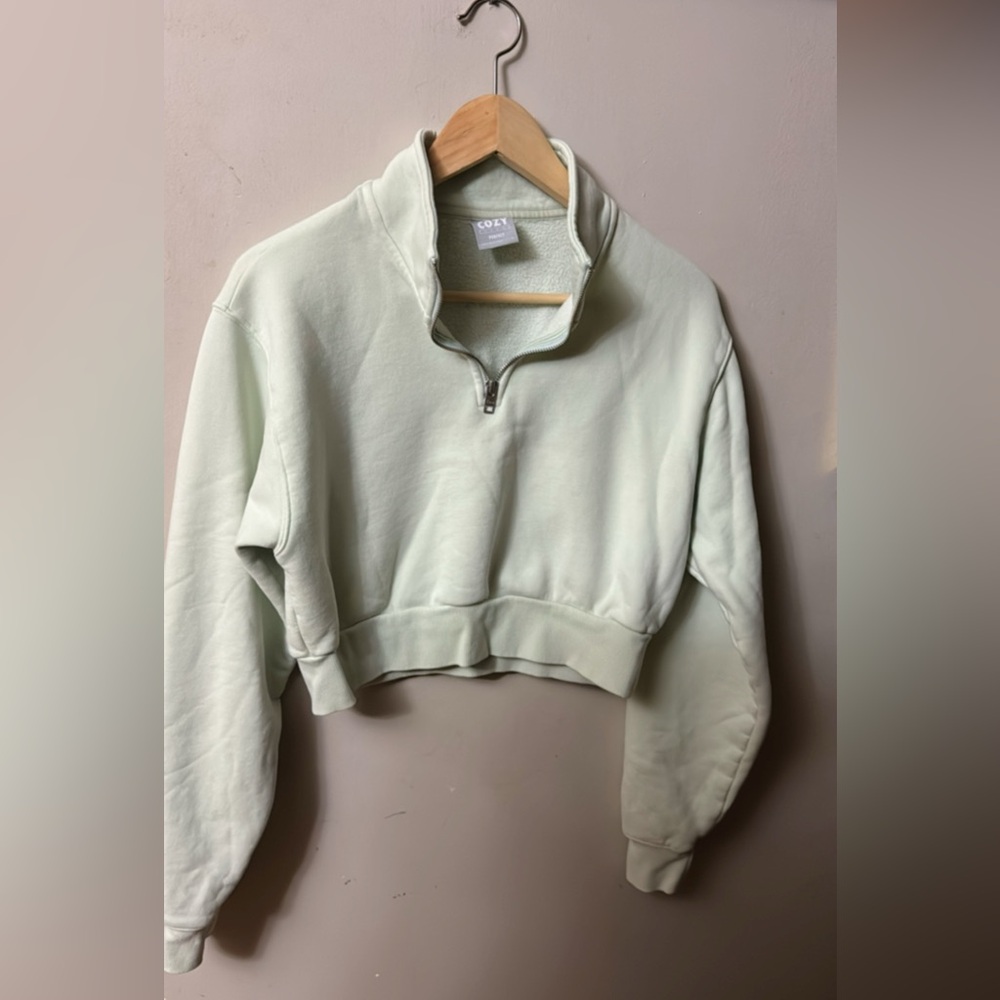 TNA COZZY WOMENS QUARTER ZIP CROPPED SWEATSHIRT SOFT GREEN